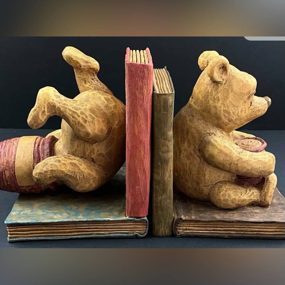 Vintage Winnie the Pooh book ends in very good shape